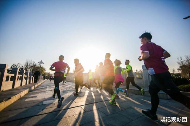 跑步 间歇性跑步不利于减肥,长期坚持等于白跑!减肥减脂应该这么跑