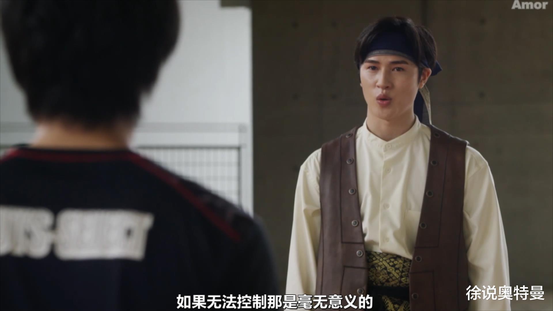 acgn漫评|奥特曼系列困扰我们多年的谜题，利布特奥特曼：人间体变身的秘密