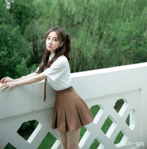 冯提莫|“转型失败”的冯提莫，从“一姐”到“小网红”，她经历了什么？