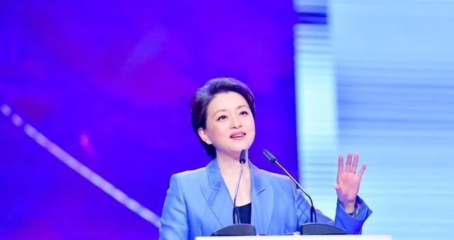 杨澜|杨澜和在银行上班的张一兵离婚，转身嫁给富豪吴征，表示遇到真爱