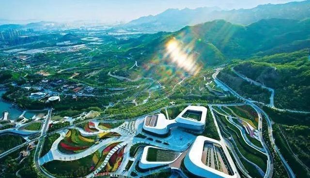 情话十点 山东一旷废景区“意外盘活”，杂乱不堪门票实惠，游客纷至沓来