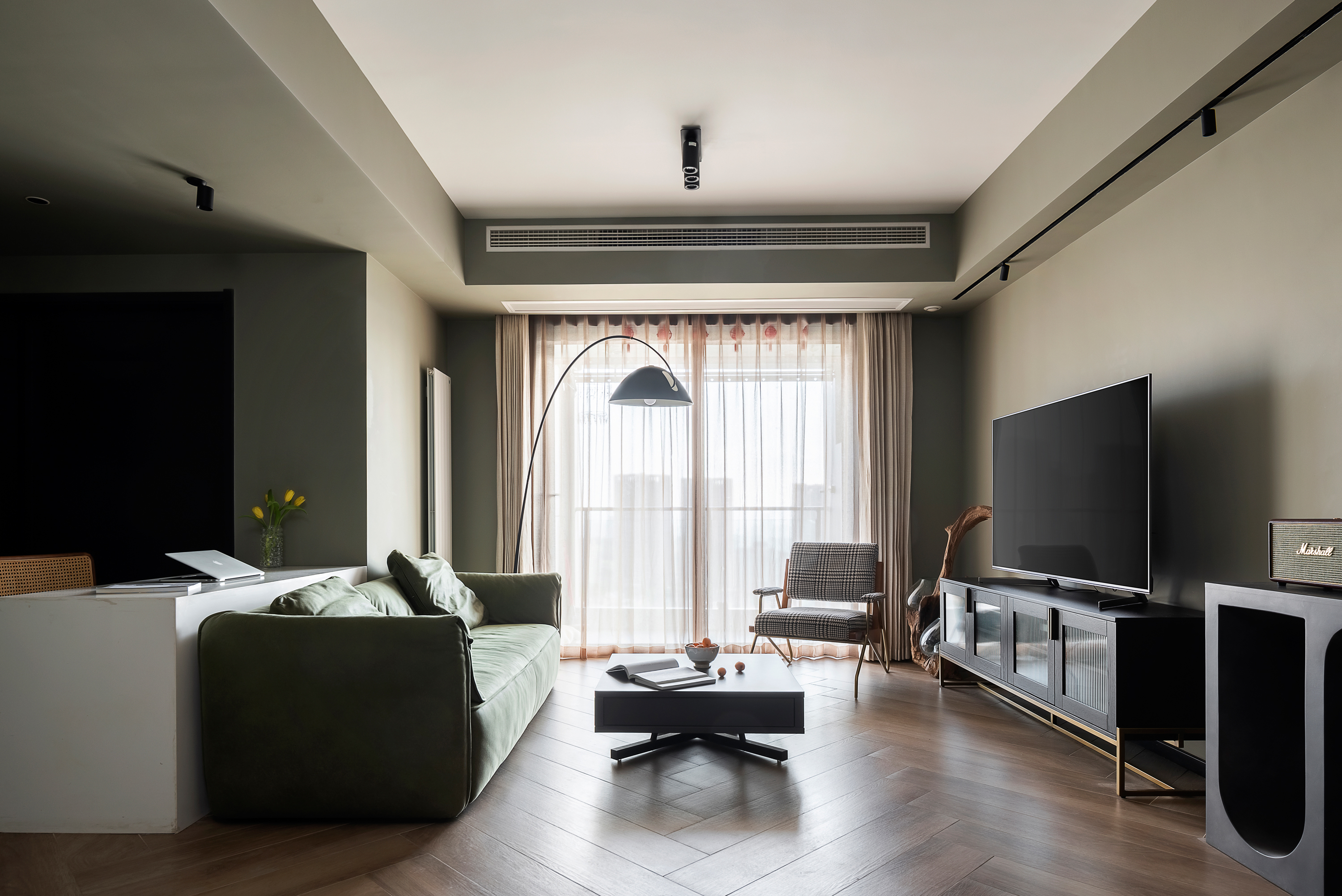 |99㎡个性北欧风，气质稳重，氛围轻松，不错的居家休闲空间