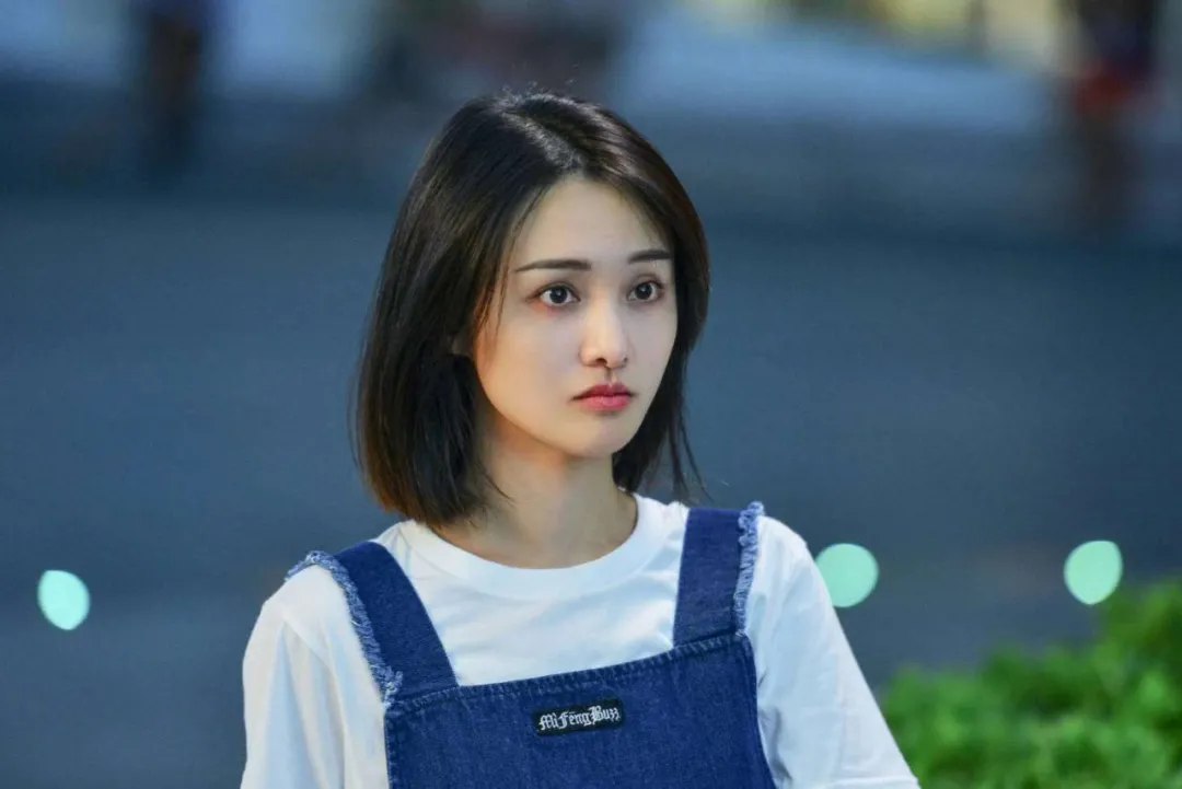 郑爽|郑爽事件后续来了，真相使人心疼：原来她早就病了