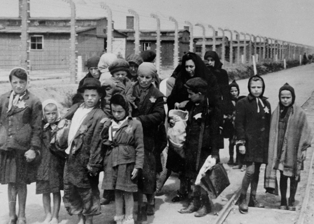 无线泉州 希特勒一念地狱！罪不可赦的二战始作俑者，统一德国的伟大领袖？