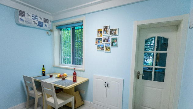 粉色|装修婚房，客厅蓝色梦幻似海洋，主卧装成粉色尴尬了