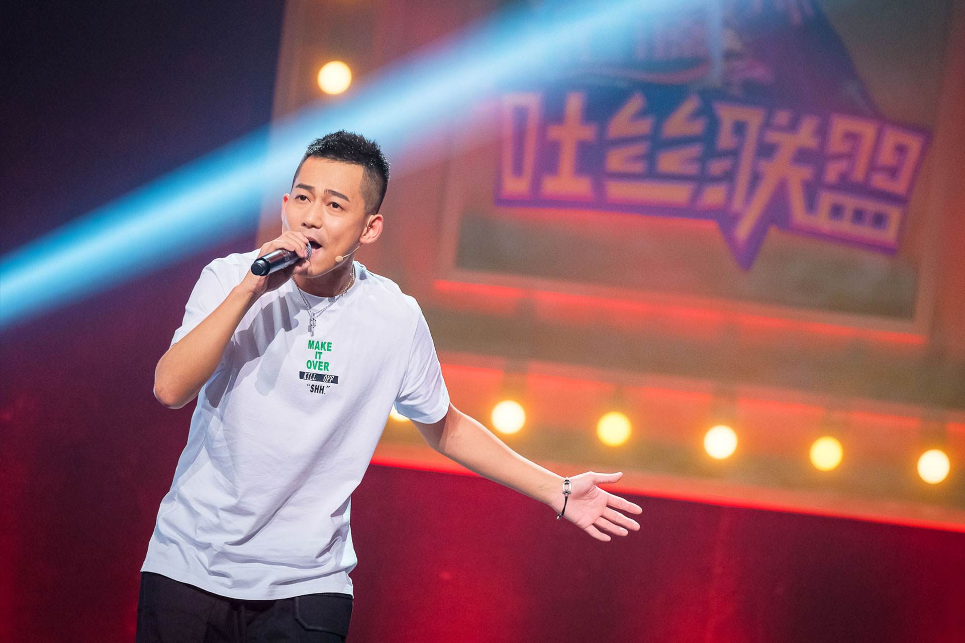 吴莫愁|过气的选秀歌手,吴莫愁一年露两面,苏醒在线求职,还有更惨的?