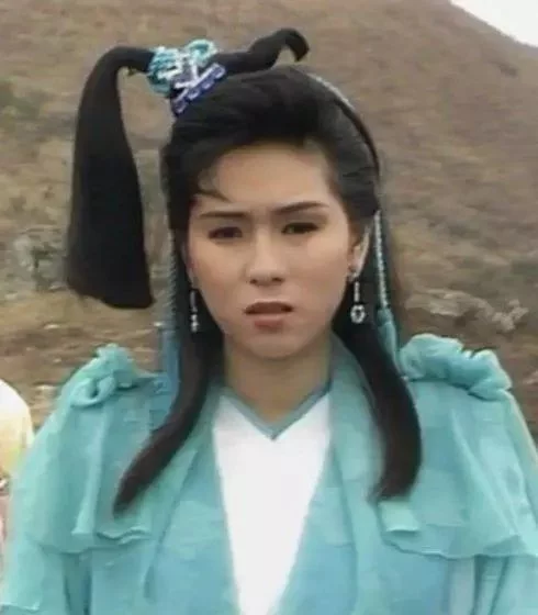 赵本山|59岁的周星驰为何至今不婚？吴孟达：她去世后，他开始白头！