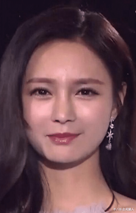 金晨|美人脸却败在鼻子上？这15位女星鼻子突兀，太可惜！