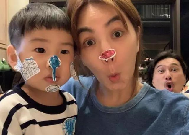 ella|为照顾儿子和丈夫分局3月，陈嘉桦自曝下班后还要煮饭，4天瘦10斤