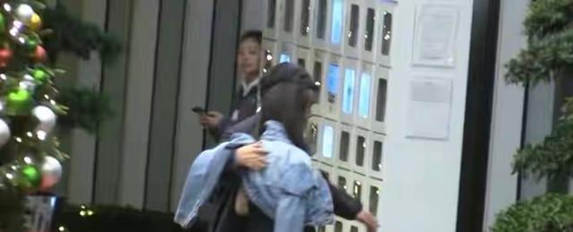 王岳伦|王岳伦微博宣布离婚又迅速删除，网友：12年婚姻早已名存实亡！