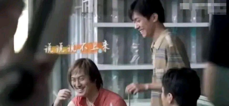 鹿晗|鹿晗变装视频上热搜？杨紫新身份曝光？易烊千玺真男人不回头？