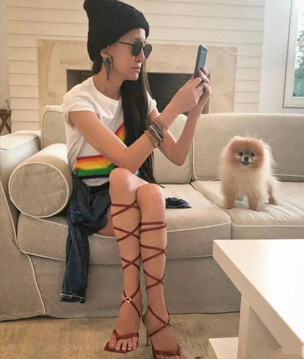 雷萨|她身价40亿，73岁仍有魅力，嫁小36岁小鲜肉，过腻了就离婚