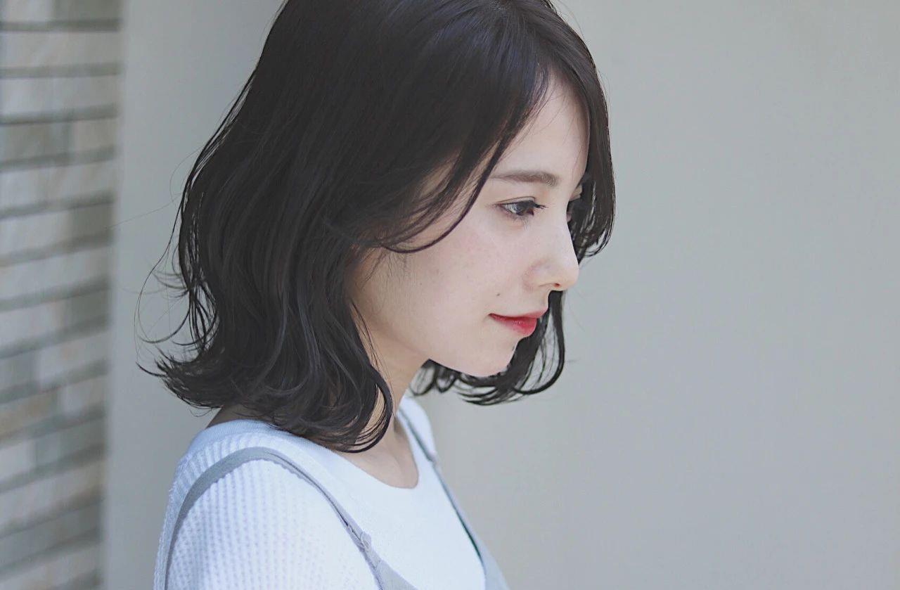 卷发 2021日本女生的初秋“发型”,这样剪头发,温柔气质,更有女人味