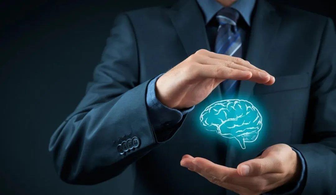 科学家 原来智商真的能“一眼看穿”，科学家发现从眼睛看智商高低的方法