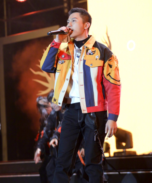 李晨|?李晨“变”了，与李冰冰嗨玩到凌晨就算了，但这次简直无力吐槽