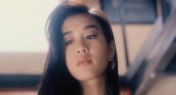 健身|钟丽缇二女儿好成熟!13岁做浮雕黑色美甲,项链被曝价值7万多