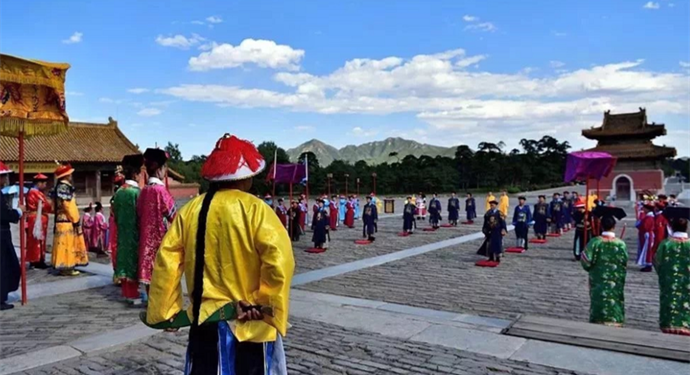 易县融媒 五一小长假，万人争看“清朝祭祀大典”！