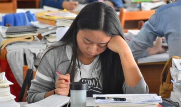 吴洪娜聊说育儿|有3个岗位取消“编制”，将变成普通合同工，铁饭碗要被打破了？