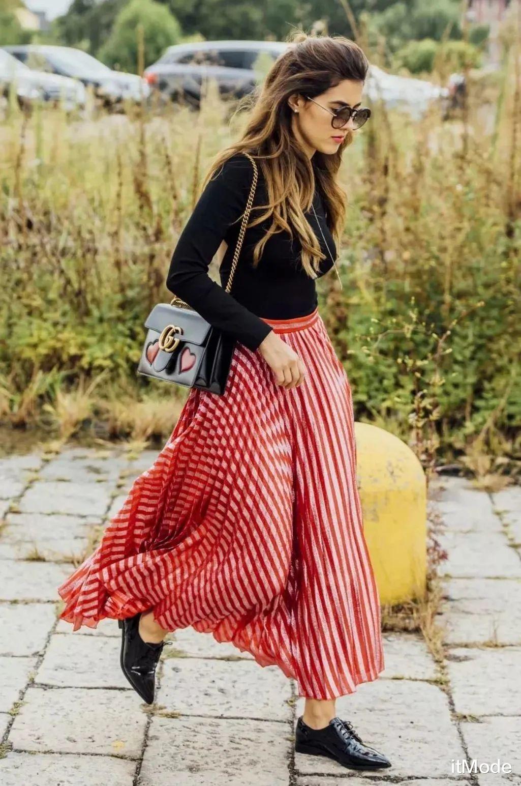 itMode|早秋必穿百褶裙，稳赢！