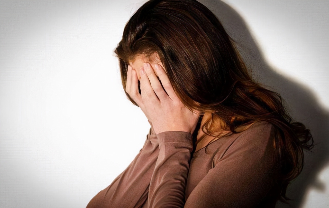 陈老实YOLO|内心敏感的人,往往“一事无成”,形成原因却没几个人愿意承认