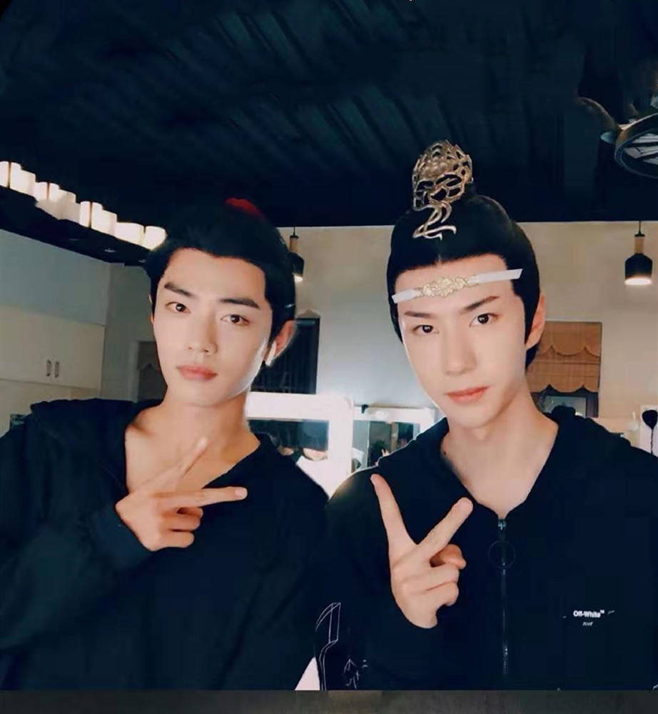 战王|女朋友疯狂磕肖战王一博cp，我该怎么办？网友：建议分手