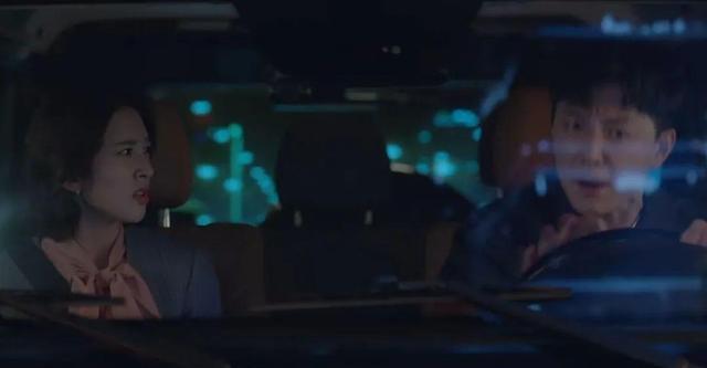 华晨宇|曾是华晨宇同届快男，拍戏摸女性屁股，如今靠演家暴男翻红了？