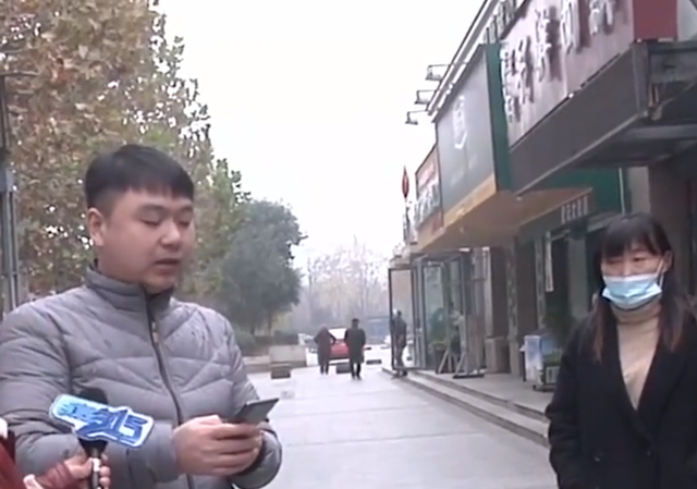 婚礼买了7箱名贵酒,宾客一喝全部吐了,老板却说:随便你来告我
