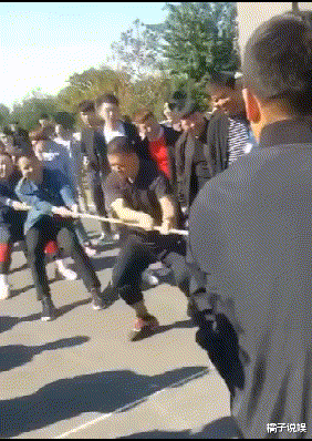 发型 “这位外卖小哥,看到这地图的时候,一定是一脸懵!”