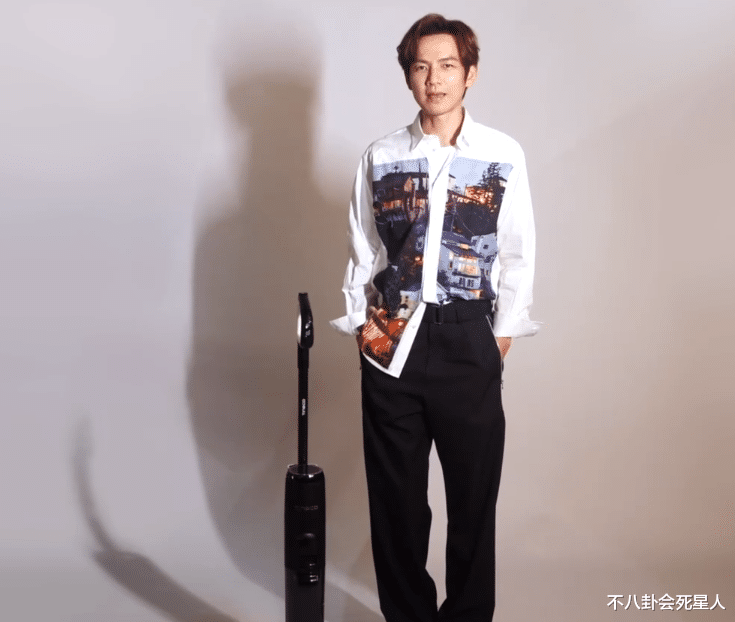 男神|12位初代古装男神今昔颜值对比：有人退圈身家过亿，有人太油腻