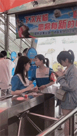 发型 “理发师给我吹的发型,和我自己吹的发型不一样!”我被骗了吗
