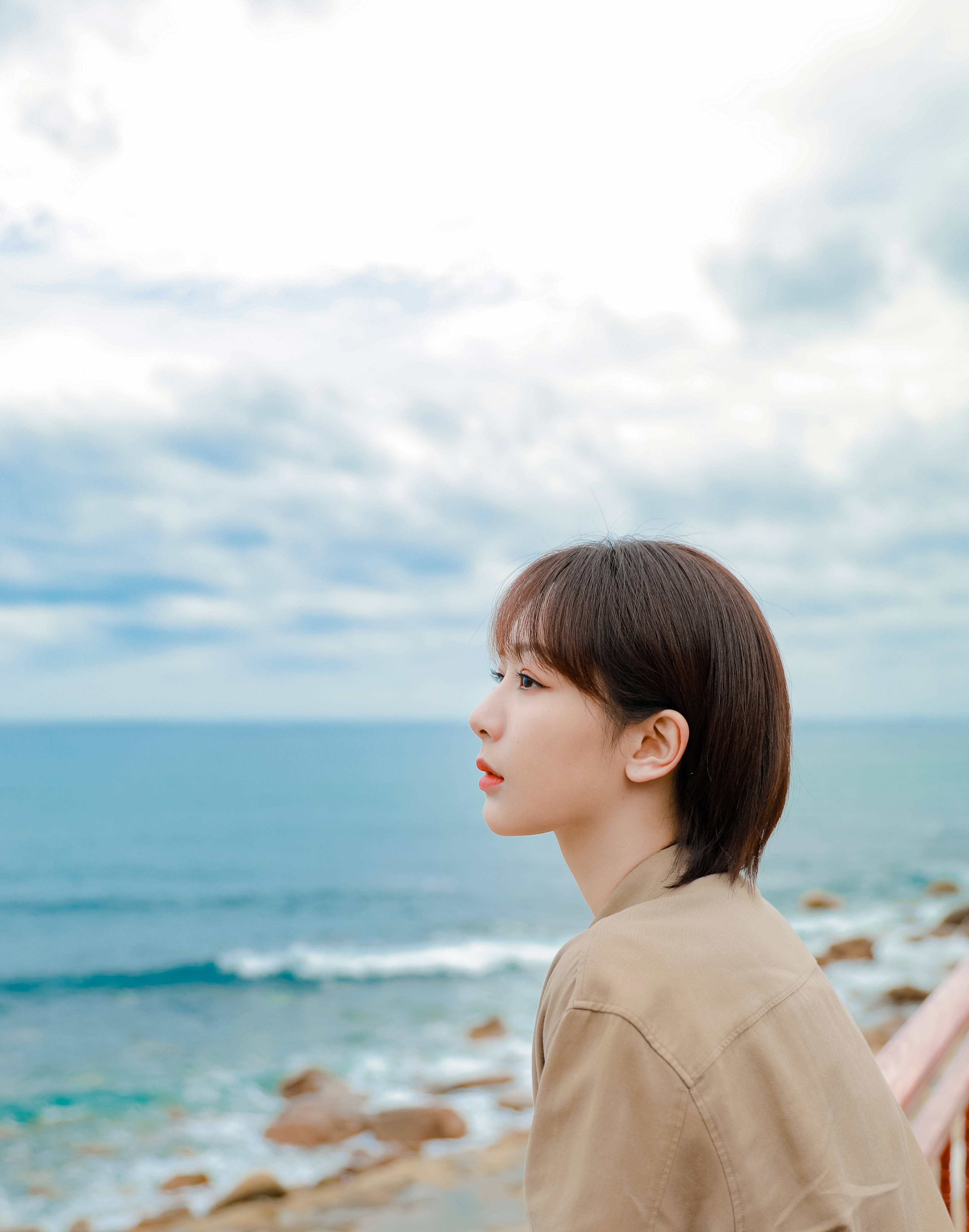 杨紫|杨紫工作室突然发文，网传她出演《沉香如屑》的事情终于有了答案