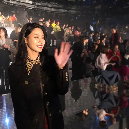 |她被誉为“宅男炸弹”，曾因肥胖遭到群嘲，就连吃口炸鸡也被训斥