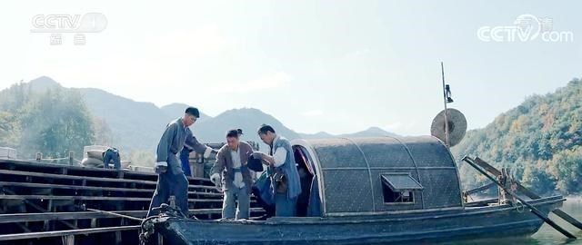 烧酒喵喵 绝密使命1011预告：邹叔宝带信去香港？不料高烧病倒！面临被弃海