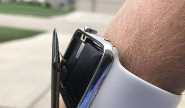 苹果|苹果摊上大事儿了！Apple Watch电池鼓包，你还敢用吗？