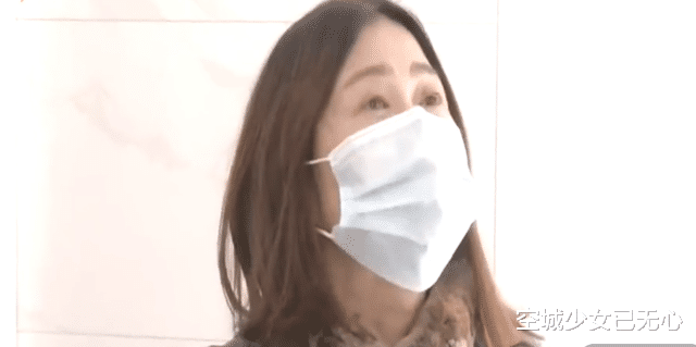 阳台|500多万买下高档房产，进入阳台后却傻眼了：对面建了100多个坟墓