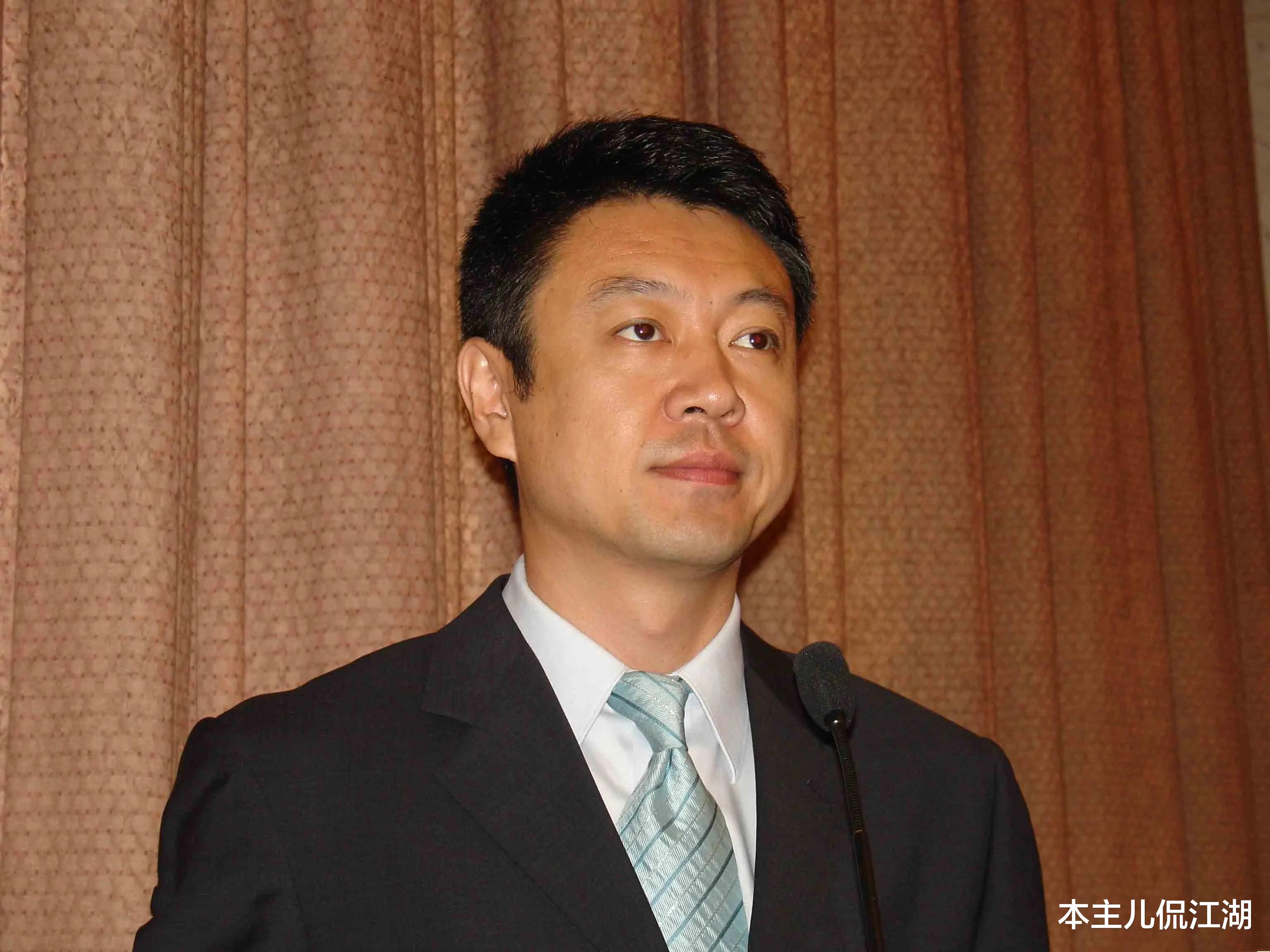 赵子琪|“国民女神”赵子琪：24岁主持春晚，35岁嫁亿万富商，38岁生二胎