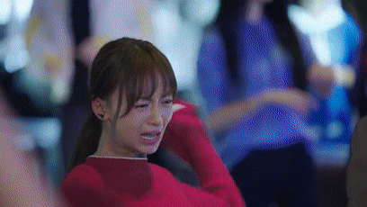 正青春|正青春：这里的爱情奇奇怪怪，这里的职场勉勉强强