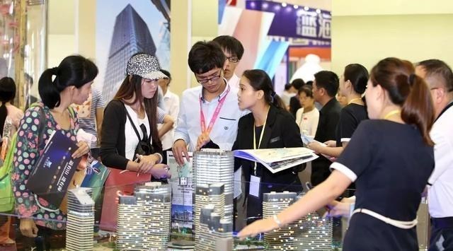 房贷利率|75万的房贷，30年要多少利息？银行工作人员透露：至少翻一倍