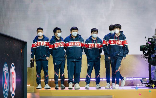 蓝猫|Dota2-名师大将莫自牢，千军万马避蓝猫？水友：互联网邀请赛万岁