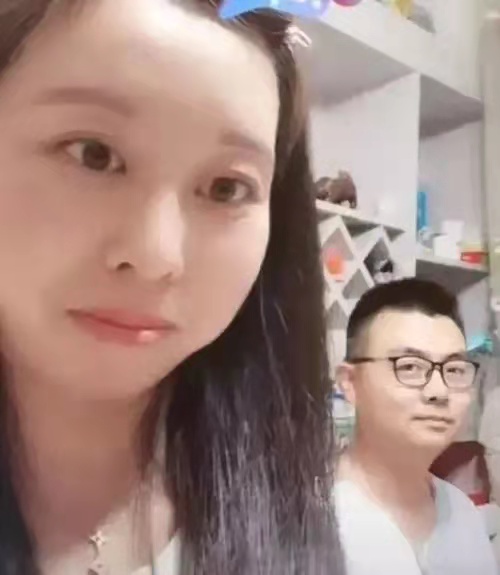 李昕言温度空间|杜新枝对郭威说，有人给你打电话，就说不认识我们，威威被洗脑了