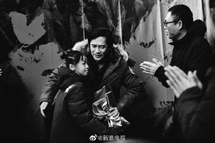 唐嫣|《无名》杀青！王一博笑得好开心，期待大荧幕！