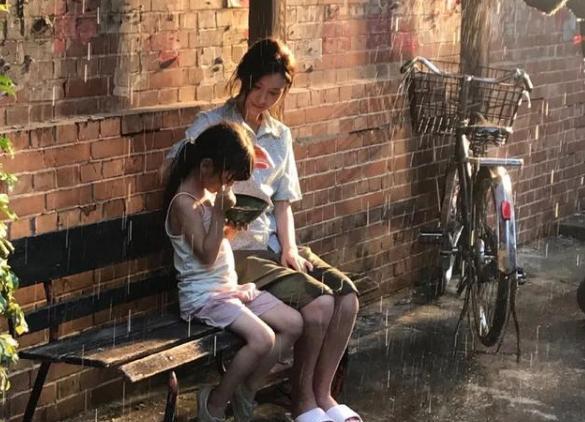 文咏珊|谢霆锋曾对她一见钟情，陈冠希为追她要戒烟，网友：还好都没追上