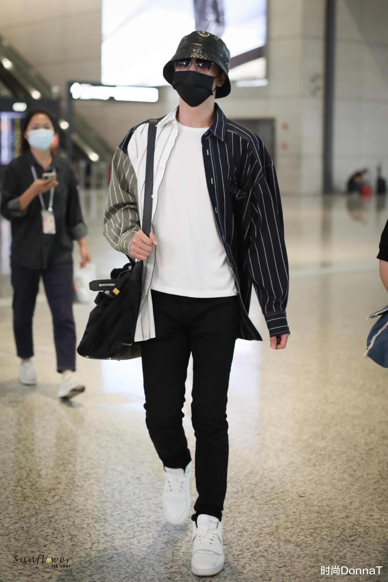 许魏洲|许魏洲、王一博、萧敬腾造型盘点！特别的衣服怎么穿才时髦好看