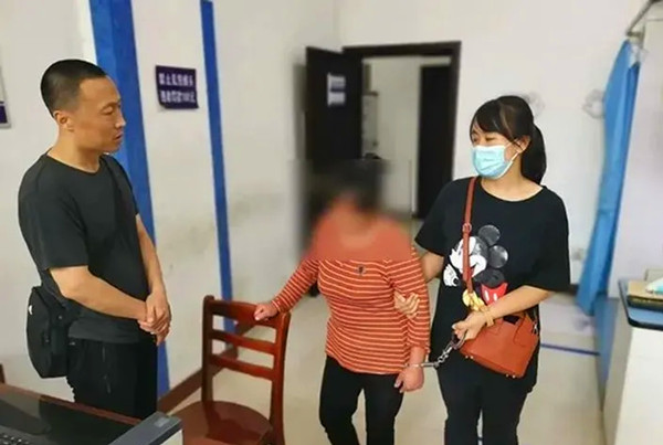 导师老爹 “蒸饺毒夫案”始末：女子不满婚姻毒杀丈夫，逃亡二十一年终落网