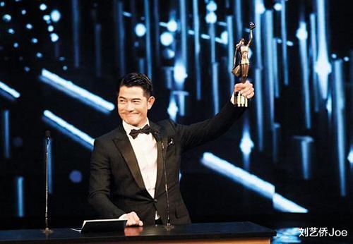 孙佳雨|郭富城豪宅内景曝光，仅沙发就价值40万，整栋别墅高达3亿