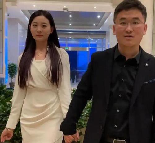 姜涛|搭档赵本山徒弟直播，百万粉丝的网红姜涛，有哪些多面人生