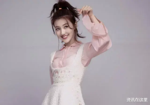 王鹤润|她就是拍戏嫌水脏，换成150桶矿泉水的女星，如今发展得怎么样