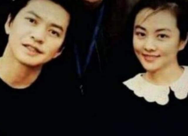 高马尾|46岁李健与清华博士妻子罕见同框，女方身材发福，减肥没那么简单