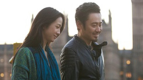 汤唯|42岁汤唯素颜太真实！眼角褶皱和法令纹明显，谈及梅兰芳眼眶含泪