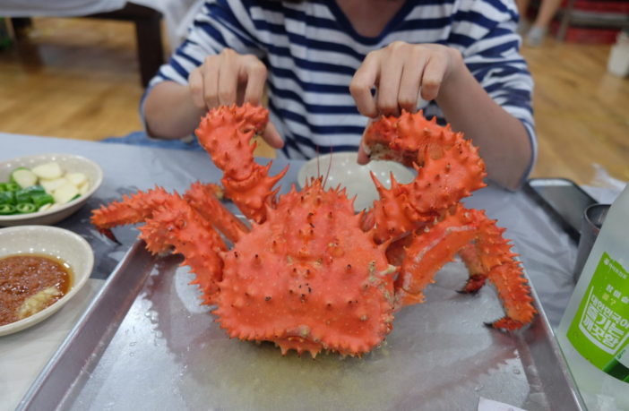 科学家 超过100万只帝王蟹入侵南极，抢地盘、夺食物，或要称霸南极？